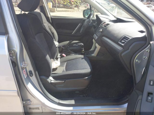 JF2SJAAC8GG541563 Subaru Forester 2.5i