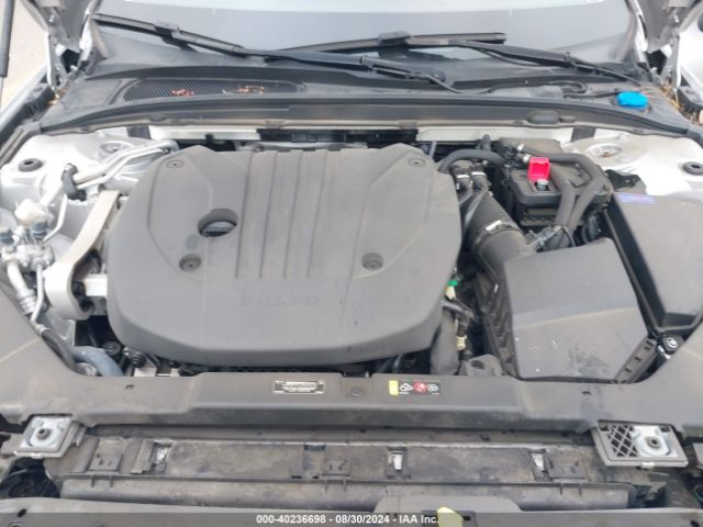 7JRL12TZ3NG162821 Volvo S60 B5 Momentum