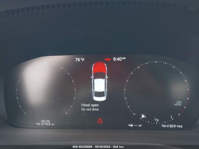 7JRL12TZ3NG162821 Volvo S60 B5 Momentum