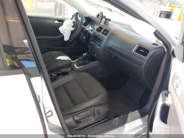 3VWD17AJ0EM234137 Volkswagen Jetta 1.8t Se