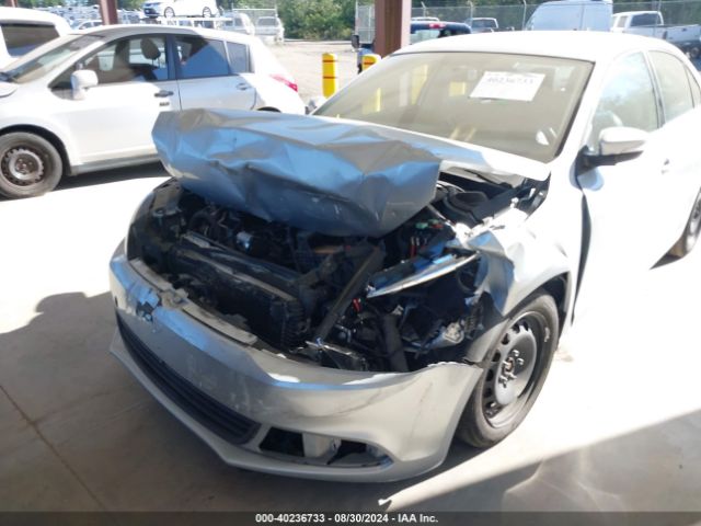 3VWD17AJ0EM234137 Volkswagen Jetta 1.8t Se