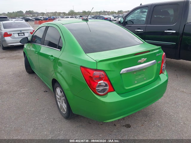Chevrolet Sonic Lt Auto 2015 1G1JC5SB5F4126730 Image 3