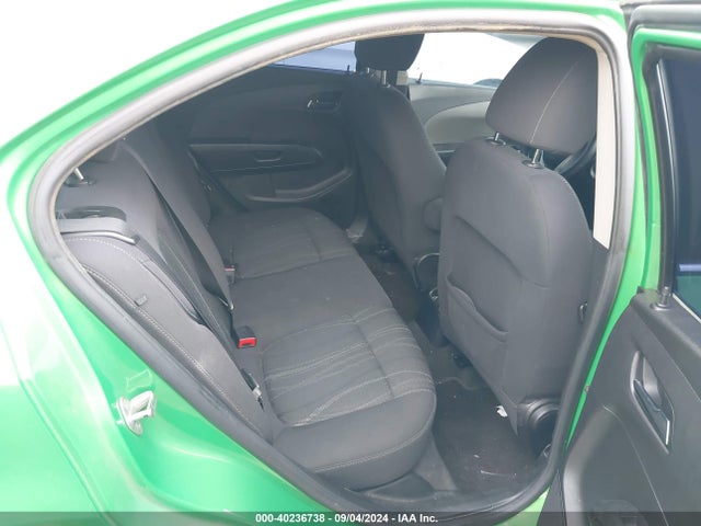 Chevrolet Sonic Lt Auto 2015 1G1JC5SB5F4126730 Image 8