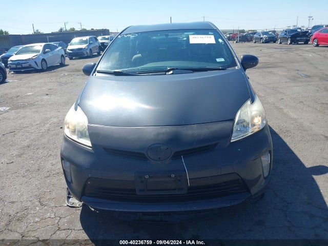 Toyota Prius Two 2014 JTDKN3DU1E0379803 Image 13