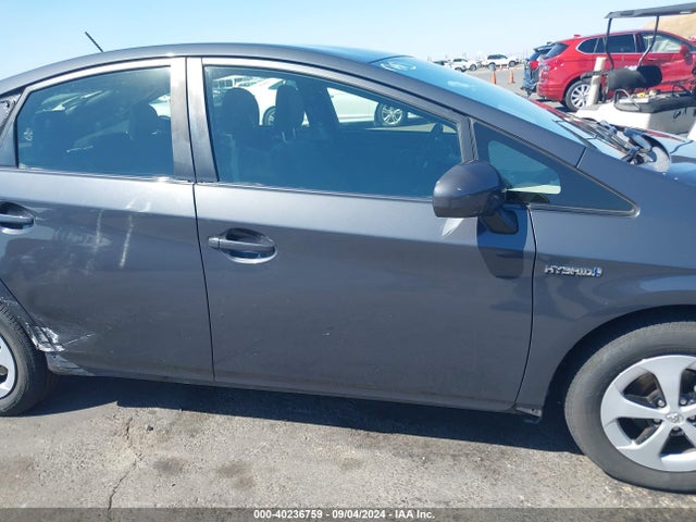 Toyota Prius Two 2014 JTDKN3DU1E0379803 Image 14