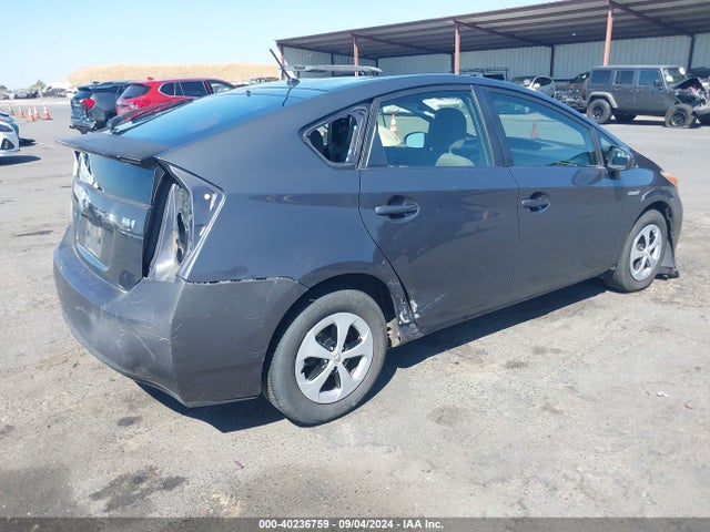 Toyota Prius Two 2014 JTDKN3DU1E0379803 Image 4