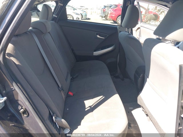 Toyota Prius Two 2014 JTDKN3DU1E0379803 Image 8