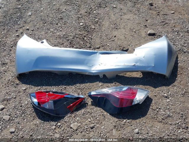 JTDKDTB30F1576020 Toyota Prius C One