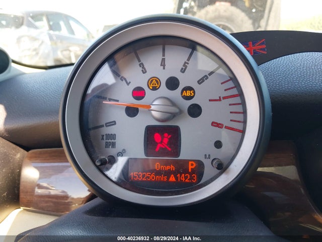 2008 MINI COOPER S WMWMF73558TV35896 Photo 6