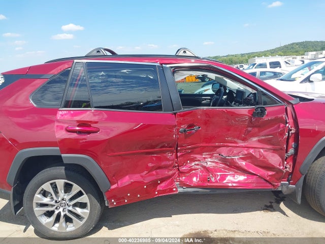 Toyota Rav4 Xle Premium 2022 2T3C1RFV4NW197646 Image 14