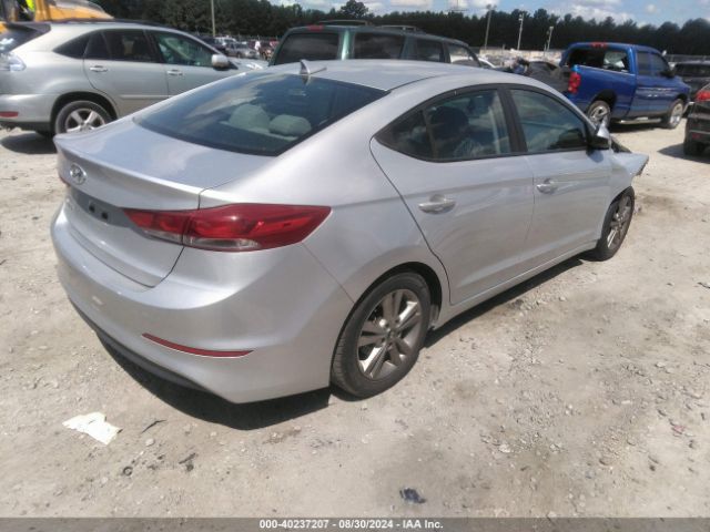 5NPD84LF7JH356211 Hyundai ELANTRA SEL