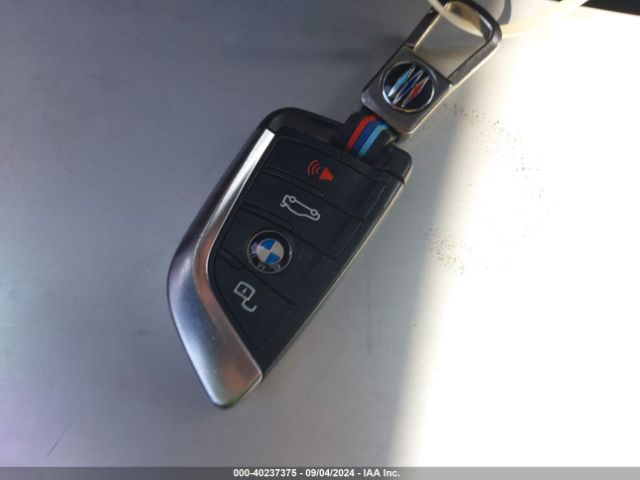 3MW5R7J05M8C12601 BMW 330i Xdrive