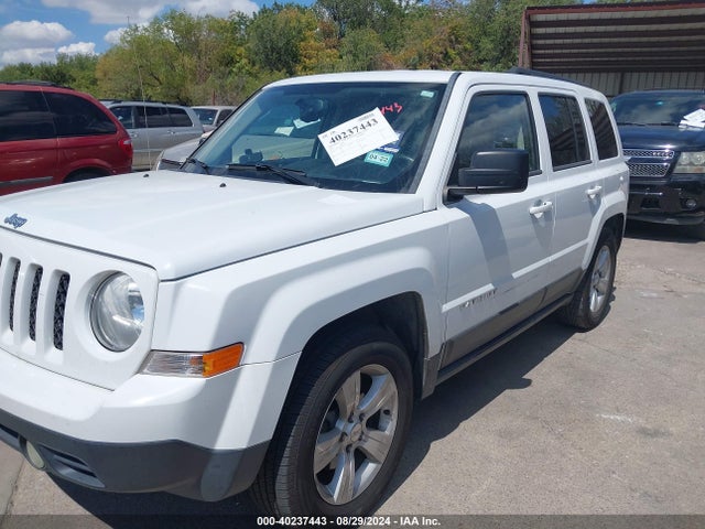 1C4NJPFB1FD318473 Jeep Patriot Latitude