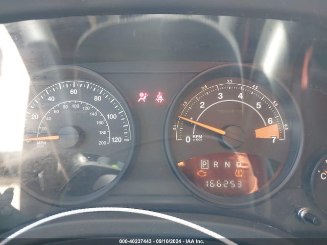 1C4NJPFB1FD318473 Jeep Patriot Latitude