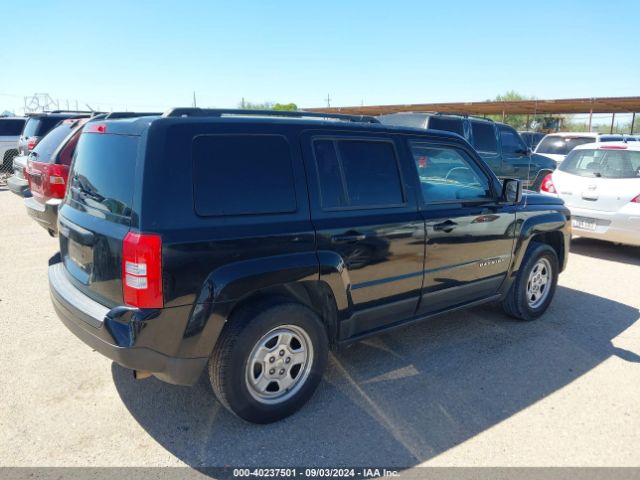 1C4NJPBB4FD361369 Jeep Patriot Sport