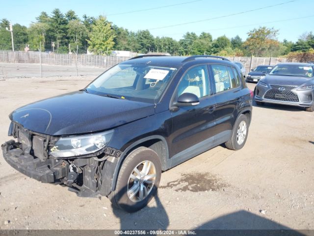 WVGAV7AX6GW604715 Volkswagen TIGUAN S