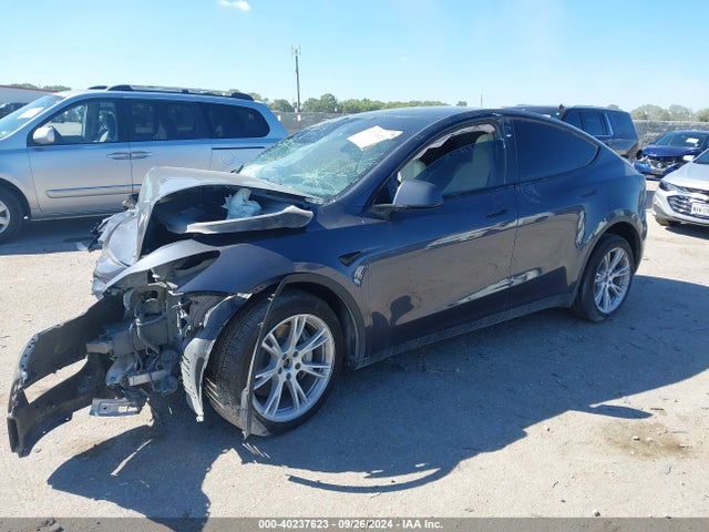 2023 TESLA MODEL Y 7SAYGDEE1PA159163 Photo 1