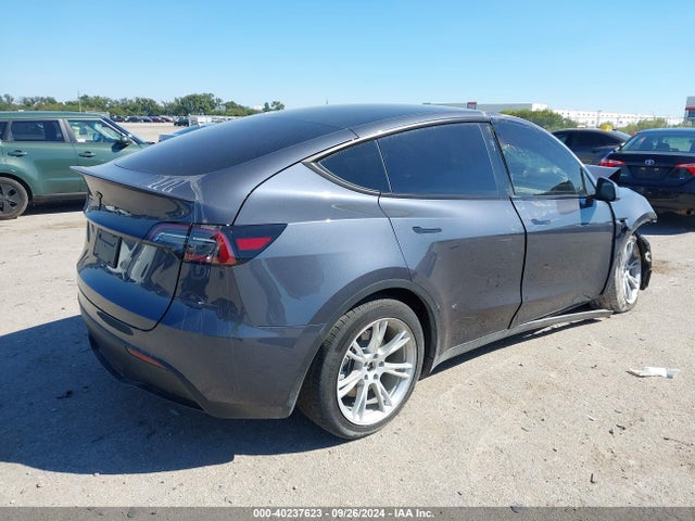 2023 TESLA MODEL Y 7SAYGDEE1PA159163 Photo 3