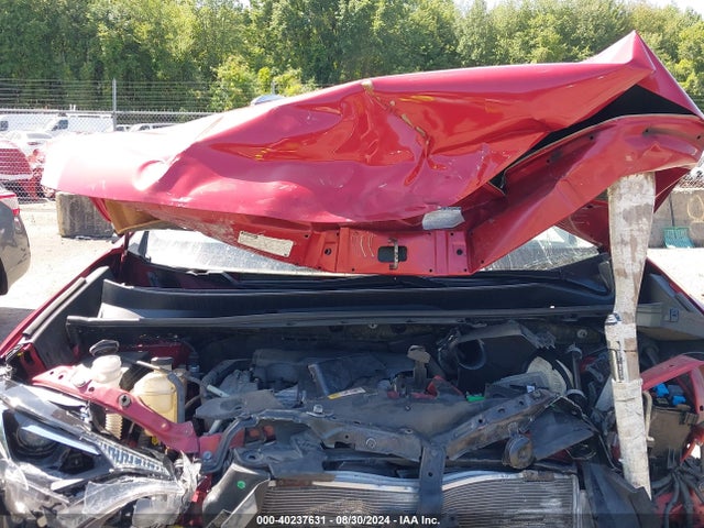 Toyota RAV4 LE 2017 JTMBFREV0HJ169411 Image 10