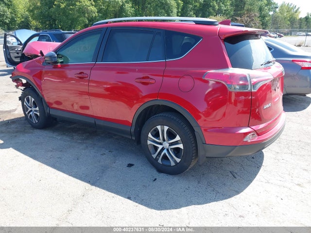 Toyota RAV4 LE 2017 JTMBFREV0HJ169411 Image 3