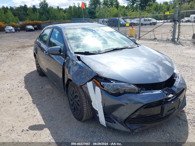Toyota COROLLA LE 2018 2T1BURHE7JC045221 Image 13