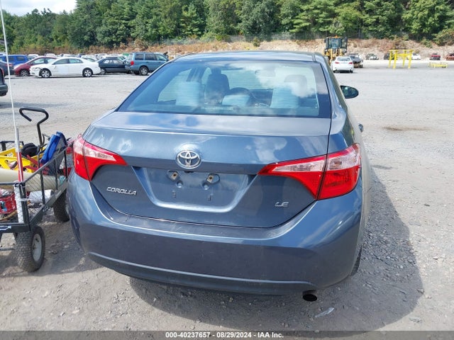 Toyota COROLLA LE 2018 2T1BURHE7JC045221 Image 16