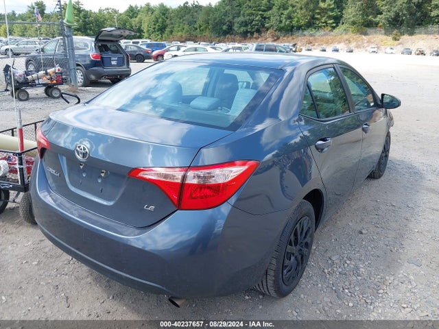 Toyota COROLLA LE 2018 2T1BURHE7JC045221 Image 4