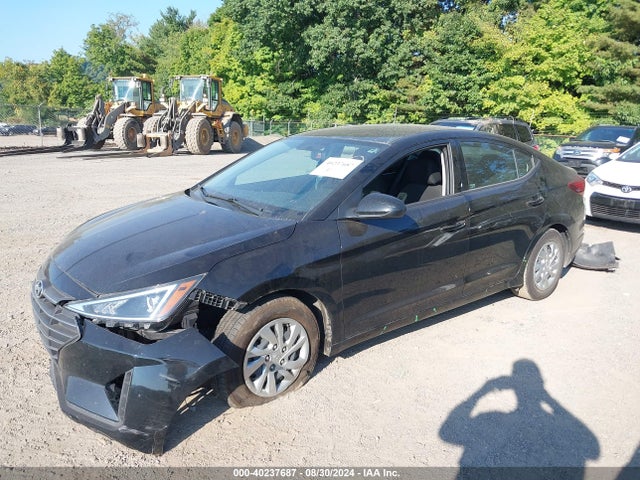 Hyundai ELANTRA SE 2019 KMHD74LF3KU778157 Image 2