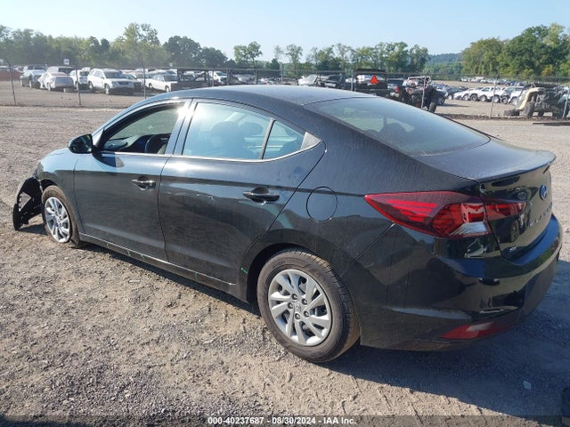 Hyundai ELANTRA SE 2019 KMHD74LF3KU778157 Image 3