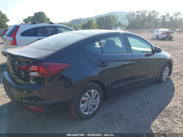 Hyundai ELANTRA SE 2019 KMHD74LF3KU778157 Image 4