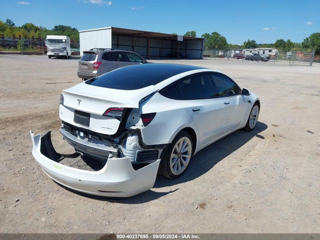 2022 TESLA MODEL 3 5YJ3E1EB0NF186548 Photo 3