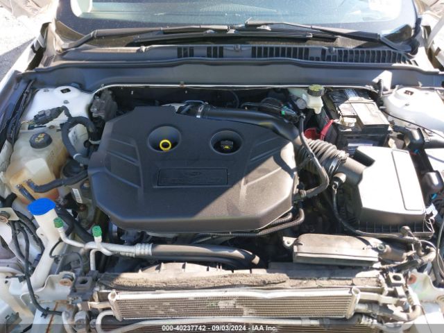 3FA6P0T92HR118598 Ford FUSION SE