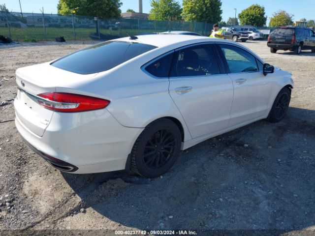 3FA6P0T92HR118598 Ford FUSION SE