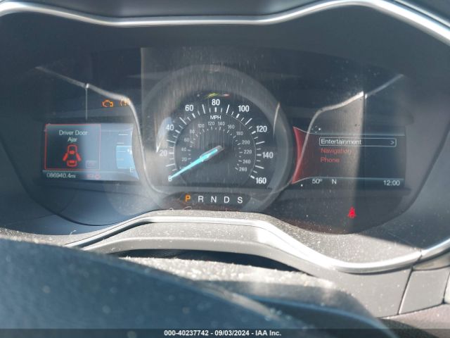 3FA6P0T92HR118598 Ford FUSION SE