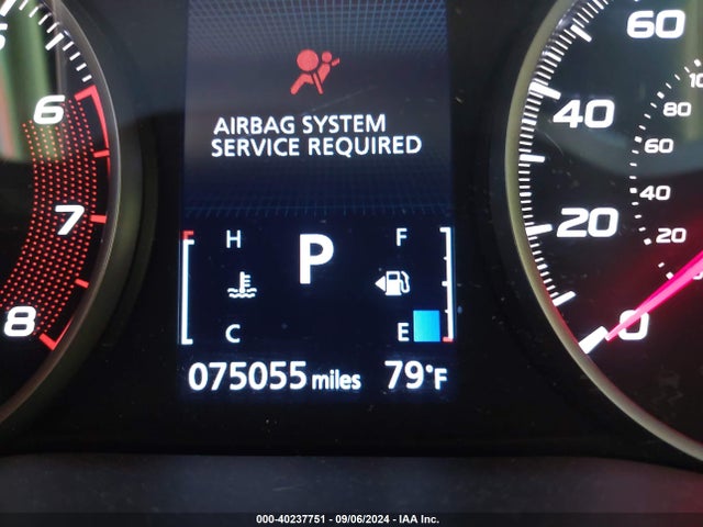 Mitsubishi Eclipse Cross Sel 2018 JA4AT5AA3JZ040497 Image 16