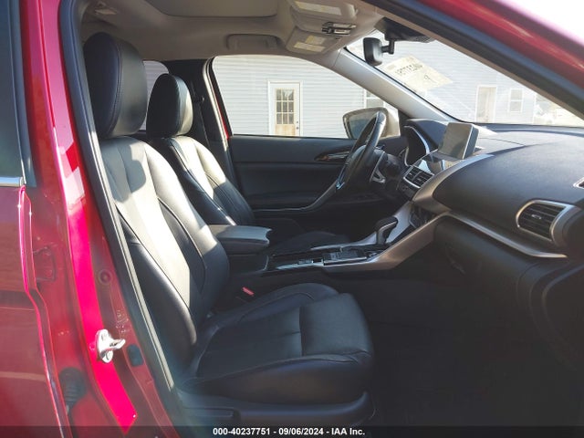 2018 MITSUBISHI ECLIPSE CROSS JA4AT5AA3JZ040497 Photo 4