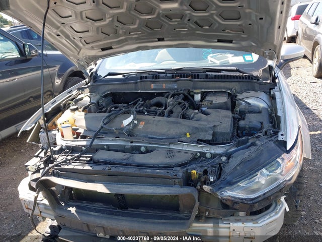 Ford FUSION SE 2019 3FA6P0HD6KR136493 Image 10
