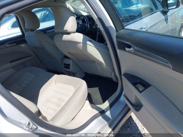 Ford FUSION SE 2019 3FA6P0HD6KR136493 Image 8
