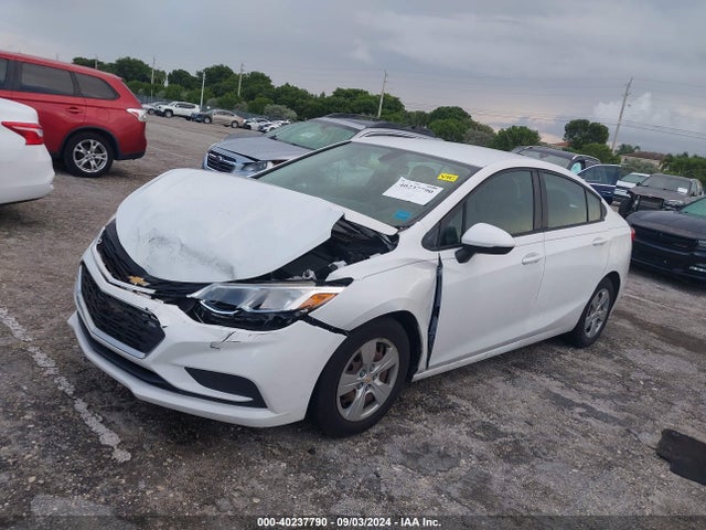 Chevrolet Cruze Ls Auto 2016 1G1BC5SM4G7241700 Image 2