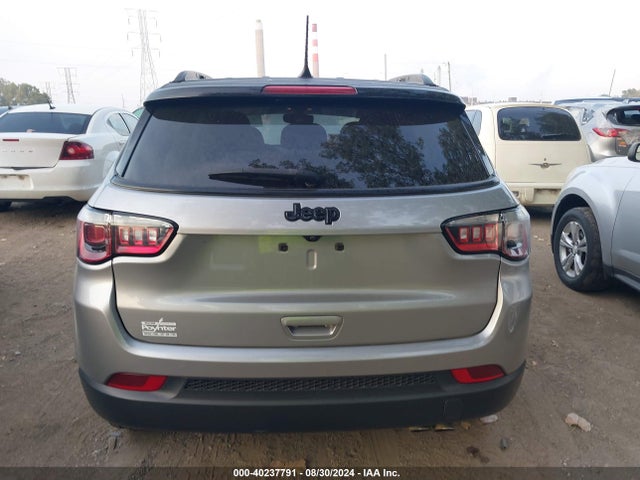 3C4NJCBB0MT597176 Jeep Compass Altitude Fwd