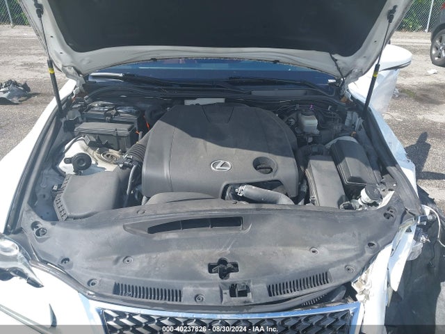 Продажа на аукционе авто 2015 Lexus Is 250, vin: JTHBF1D20F5054322, номер лота: 40237826