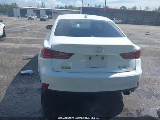 Продажа на аукционе авто 2015 Lexus Is 250, vin: JTHBF1D20F5054322, номер лота: 40237826