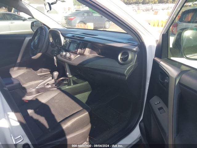 Toyota RAV4 LE 2016 2T3ZFREV4GW302654 Image 5