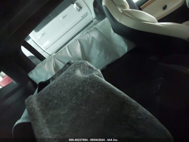 2019 TESLA MODEL X 5YJXCDE20KF197375 Photo 7
