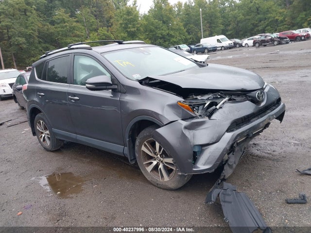 2017 JTMRFREV8HD199012 main image