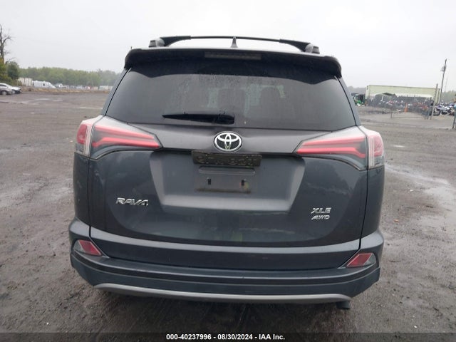 Toyota Rav4 Xle 2017 JTMRFREV8HD199012 Image 16