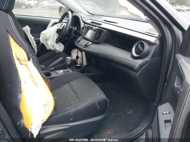 Toyota Rav4 Xle 2017 JTMRFREV8HD199012 Image 5