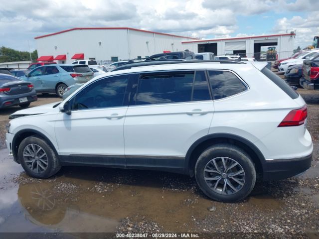3VV2B7AX5LM004555 Volkswagen Tiguan 2.0t Se/2.0t Se R-line Black/2.0t Sel
