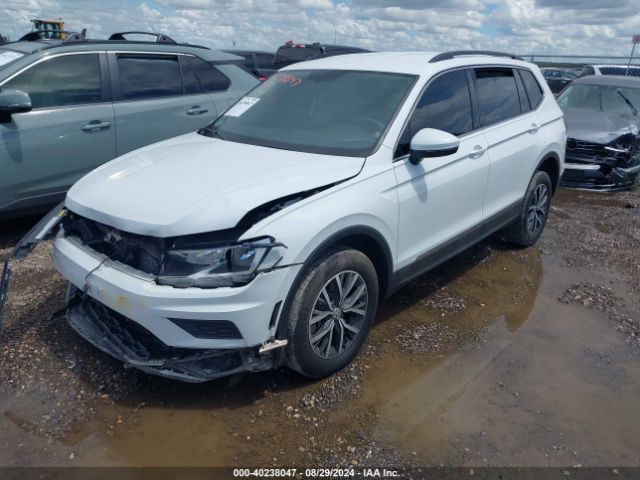 3VV2B7AX5LM004555 Volkswagen Tiguan 2.0t Se/2.0t Se R-line Black/2.0t Sel