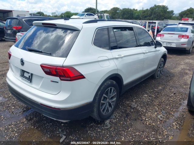 3VV2B7AX5LM004555 Volkswagen Tiguan 2.0t Se/2.0t Se R-line Black/2.0t Sel